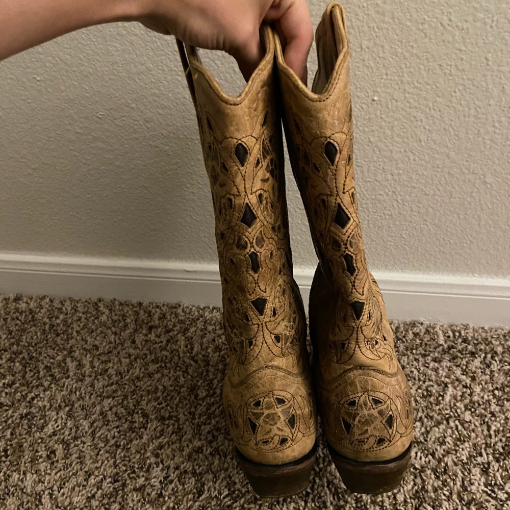 Women’s corral boots